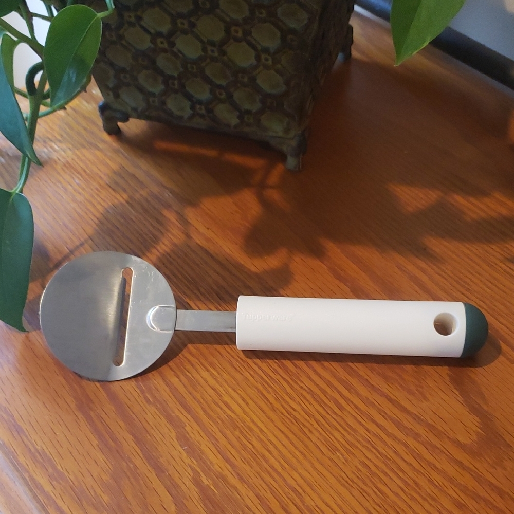 Tupperware Stainless Steel Cheese Slicer with White & Green Handle - Vintage